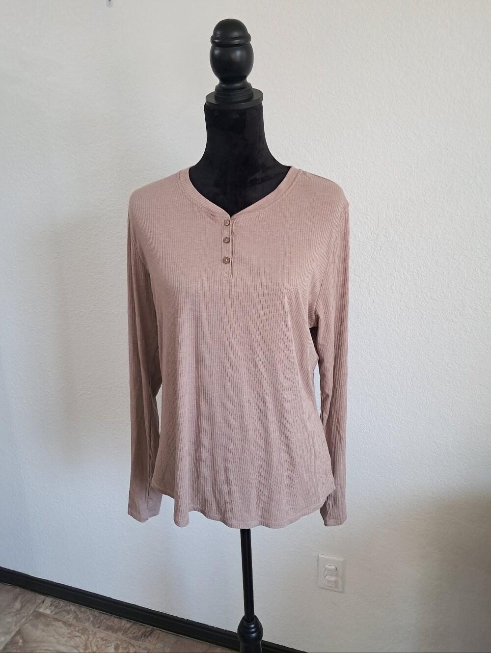 Cuddl Duds Pajama Top Women’s XL Light Brown Ribbed Long Sleeve Loungewear
